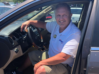 Larry Stubblefield, GM at Car-Mart of Lebanon, Mo.